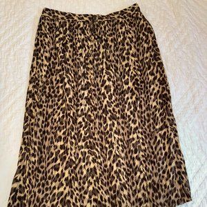 Banana Republic Pleated Midi Leopard skirt sz Large EUC